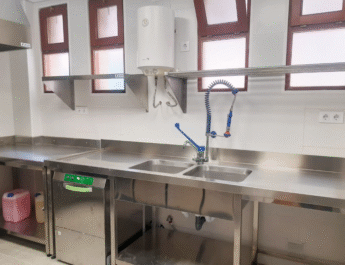 Nueva cocina para mejorar la experiencia del comedor escolar y social en San Esteban de Litera