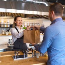 Licencias para montar un take away - Requisitos. Requisitos y licencias necesarios para montar un take away en España.