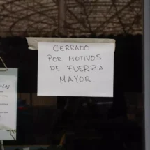 Tres restaurantes de Zaragoza afectados por incendios en sus cocinas: impacto operativo y lecciones clave. Intervenciones de los bomberos y situación actual de los establecimientos.