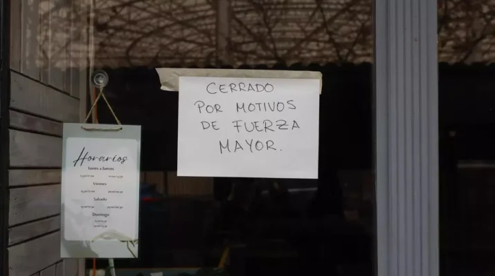 Tres restaurantes de Zaragoza afectados por incendios en sus cocinas: impacto operativo y lecciones clave. Intervenciones de los bomberos y situación actual de los establecimientos.