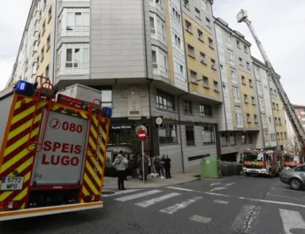 Incendio en restaurante de Lugo activa a los bomberos y reabre el debate sobre la seguridad en cocinas profesionales. Un fuego en plena tarde