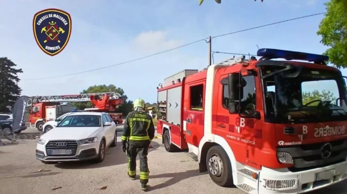 Rápida actuación de los bomberos en el incendio de un restaurante de Llucmajor. Intervención eficaz y control inmediato
