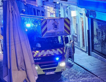 El fuego en el restaurante A Esperanza deja calcinada la cocina del local en Ferrol